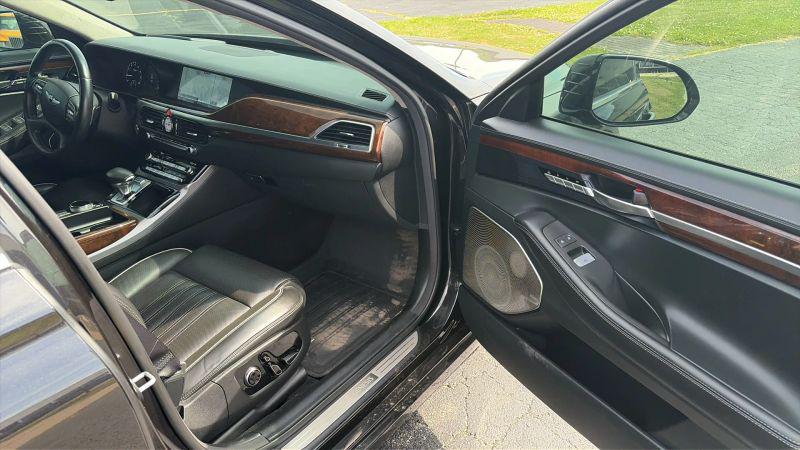 2018 Genesis G90 5.0 Ultimate