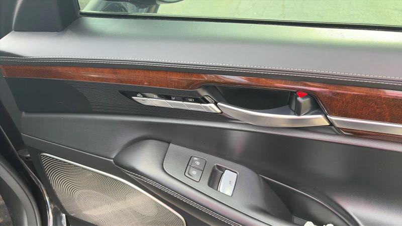 2018 Genesis G90 5.0 Ultimate