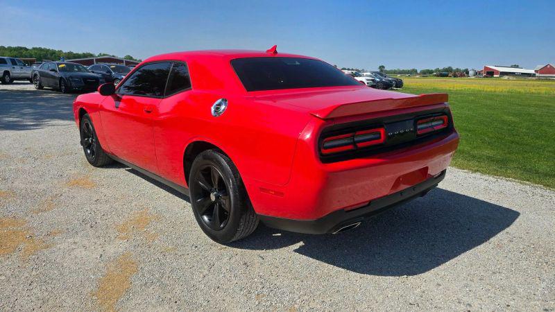 2019 Dodge Challenger SXT