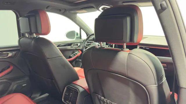 2020 Porsche Macan S