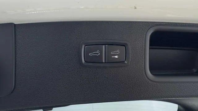 2020 Porsche Macan S