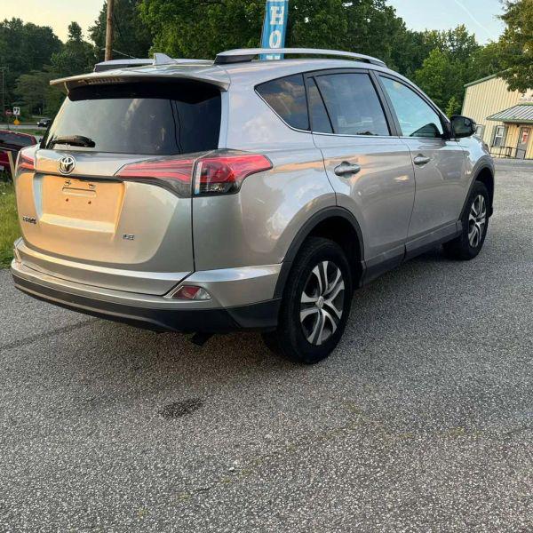 2016 Toyota RAV4 LE