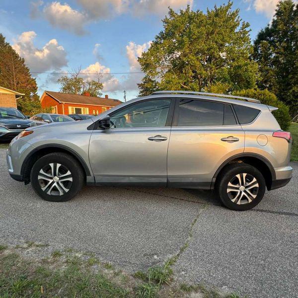2016 Toyota RAV4 LE