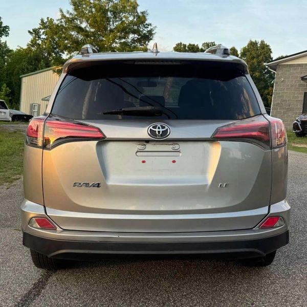 2016 Toyota RAV4 LE