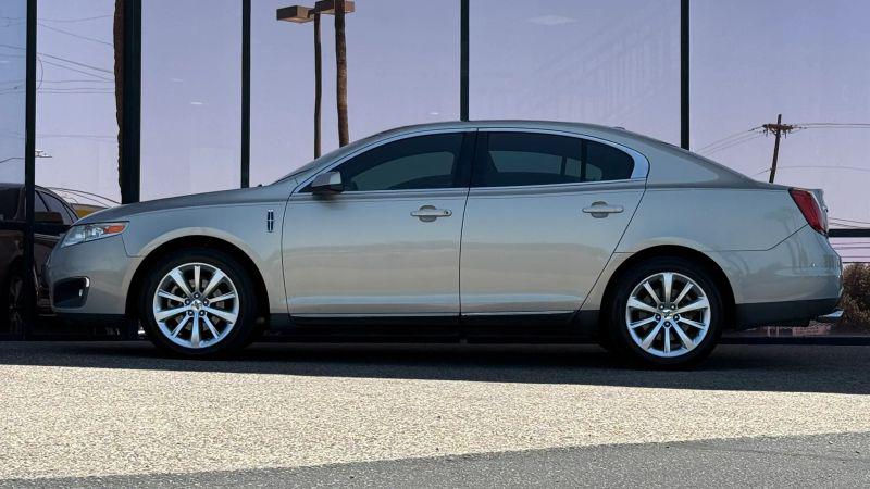 2009 Lincoln MKS Base