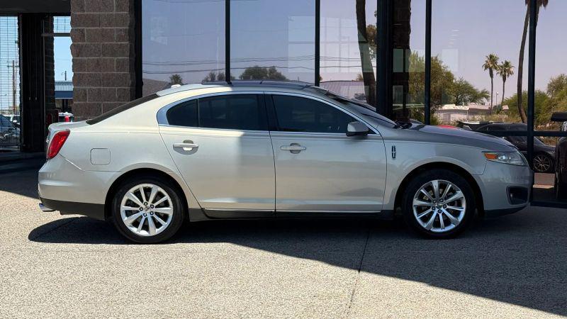 2009 Lincoln MKS Base