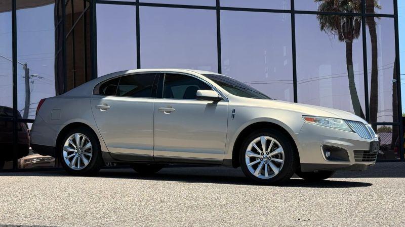 2009 Lincoln MKS Base