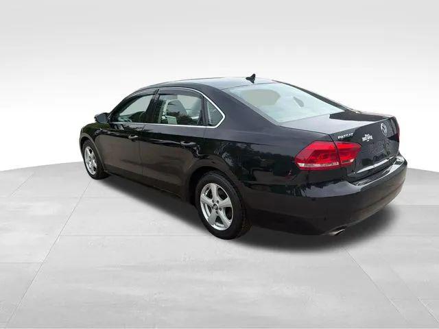 2012 Volkswagen Passat 2.5L SE
