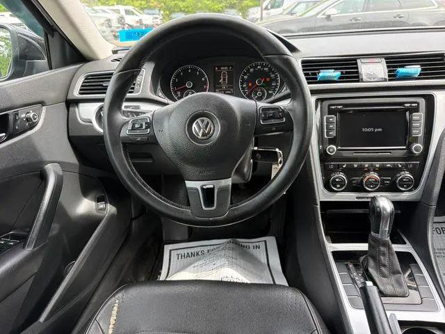 2012 Volkswagen Passat 2.5L SE