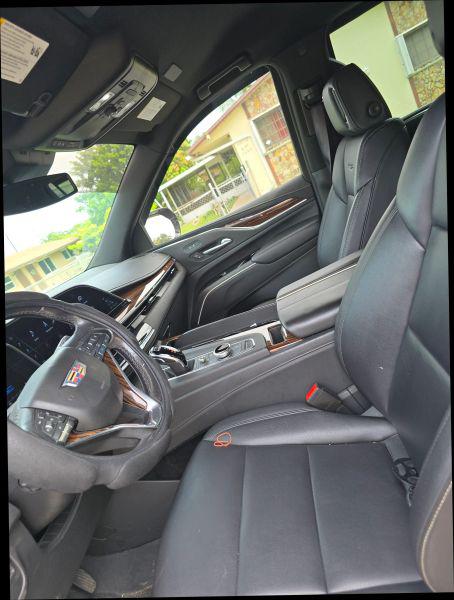 2021 Cadillac Escalade ESV 4WD Luxury