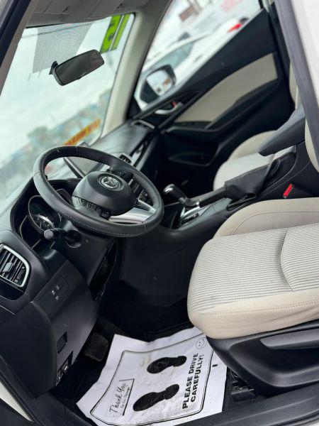2015 Mazda Mazda3 i Touring