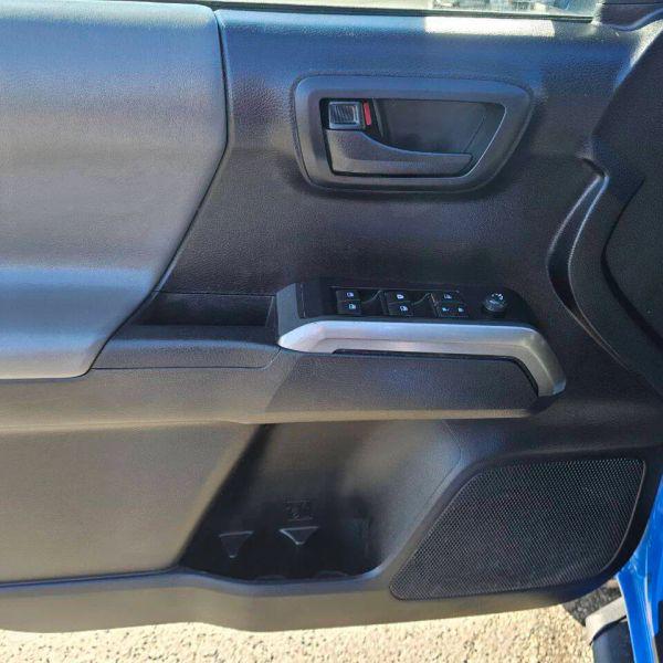 2020 Toyota Tacoma SR5 V6