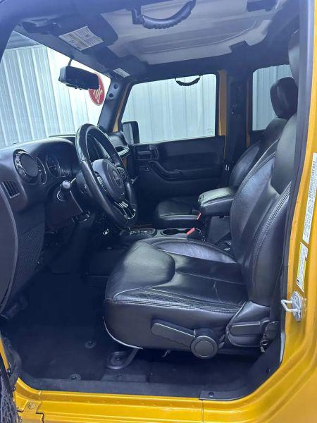 2014 Jeep Wrangler Unlimited Altitude