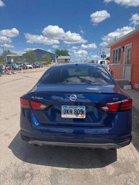 2020 Nissan Altima SR FWD