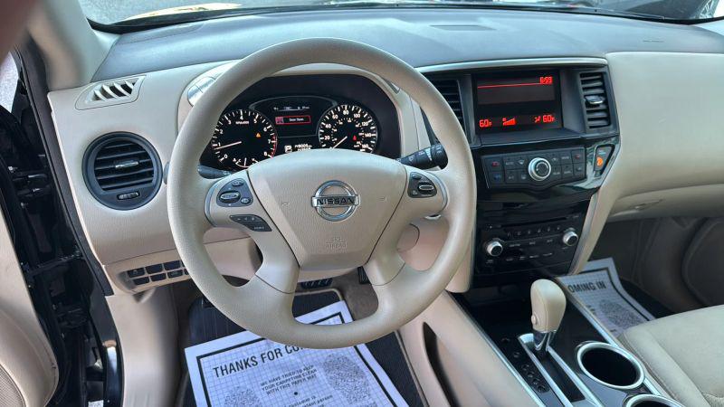 2015 Nissan Pathfinder S