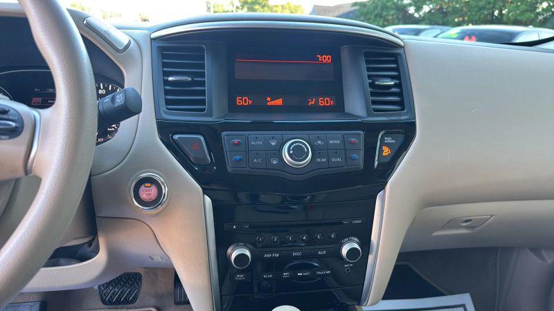 2015 Nissan Pathfinder S