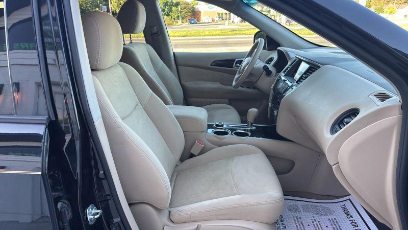2015 Nissan Pathfinder S