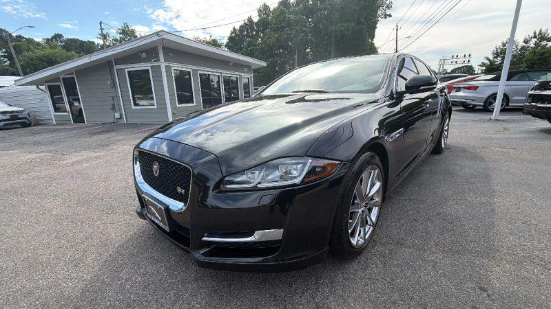 2017 Jaguar XJ R-Sport