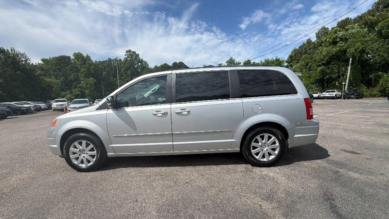 2010 Chrysler Town & Country Touring Plus