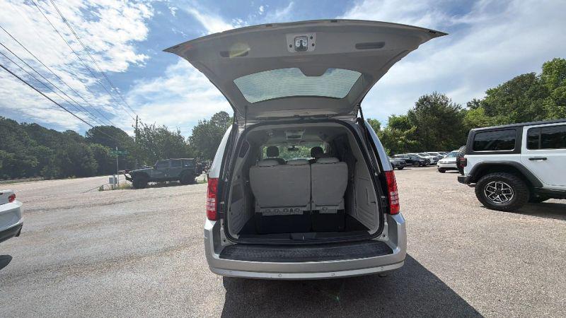 2010 Chrysler Town & Country Touring Plus