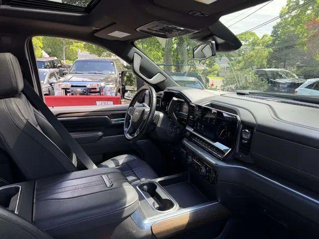 2024 Chevrolet Silverado 2500HD 4WD Crew Cab Standard Bed High Country