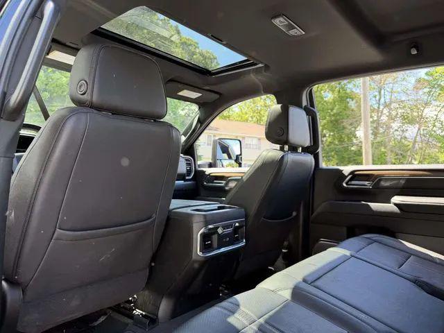 2024 Chevrolet Silverado 2500HD 4WD Crew Cab Standard Bed High Country