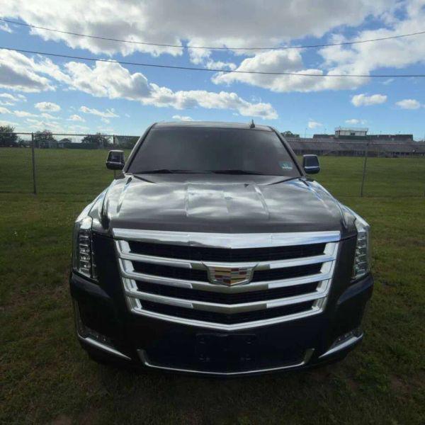 2018 Cadillac Escalade Luxury