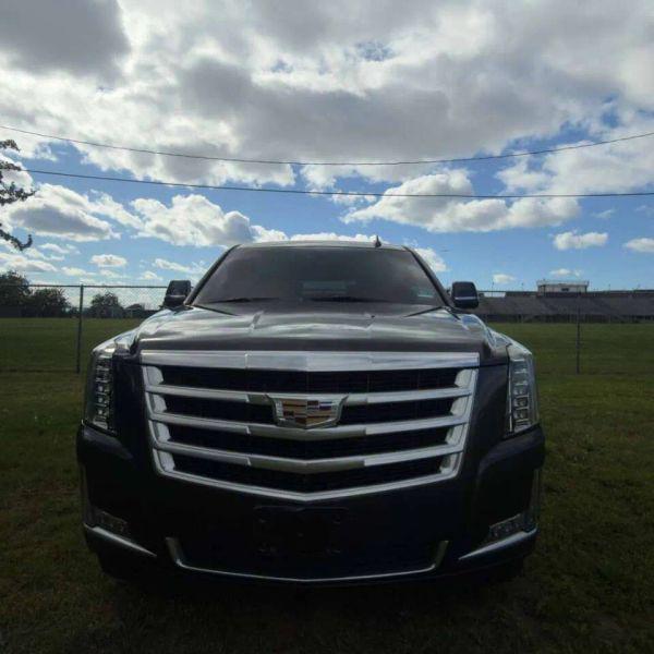 2018 Cadillac Escalade Luxury