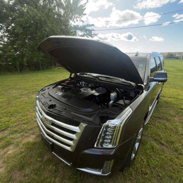 2018 Cadillac Escalade Luxury