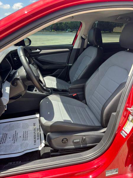 2025 Volkswagen Jetta 1.5T SE