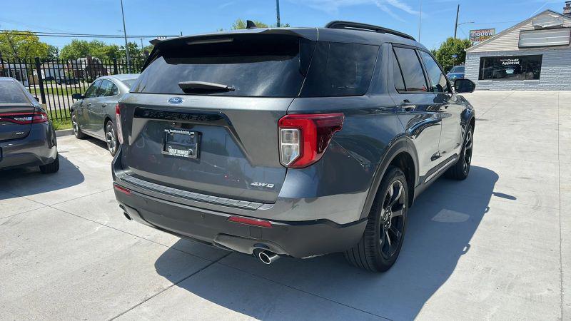 2023 Ford Explorer ST-Line