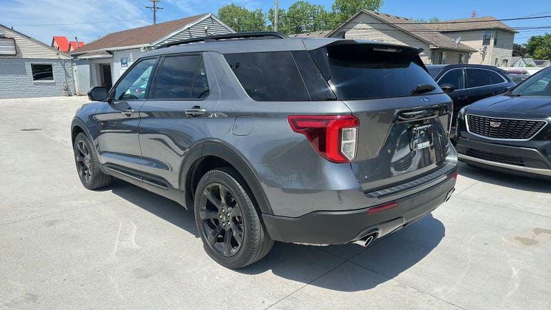 2023 Ford Explorer ST-Line