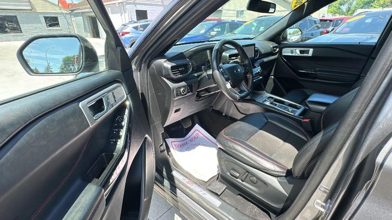 2023 Ford Explorer ST-Line