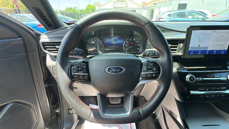 2023 Ford Explorer ST-Line