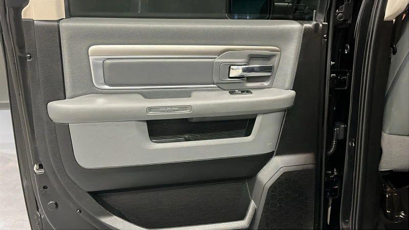 2019 Ram 1500 Classic Big Horn Crew Cab 4x4 6'4" Box