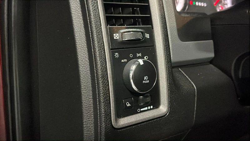 2019 Ram 1500 Classic Express Quad Cab 4x4 6'4" Box