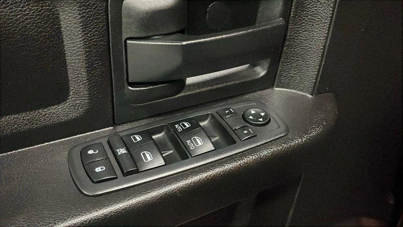2019 Ram 1500 Classic Express Quad Cab 4x4 6'4" Box