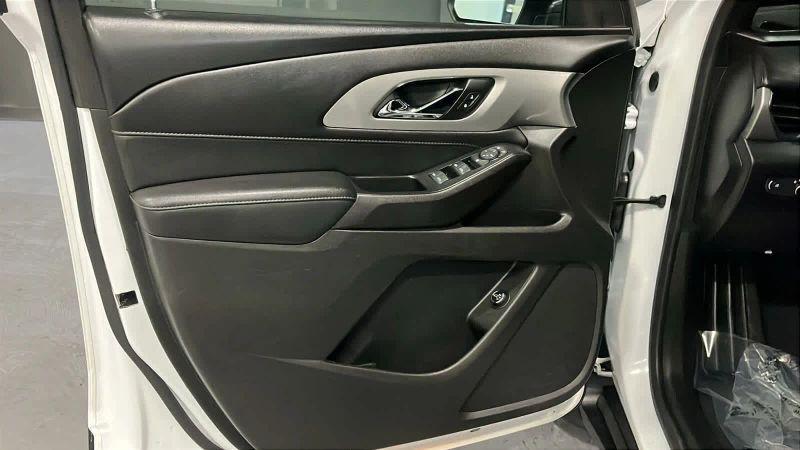 2022 Chevrolet Traverse AWD LT Cloth