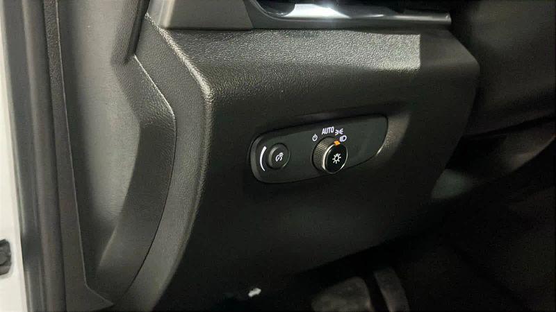 2022 Chevrolet Traverse AWD LT Cloth