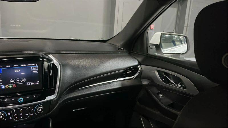 2022 Chevrolet Traverse AWD LT Cloth