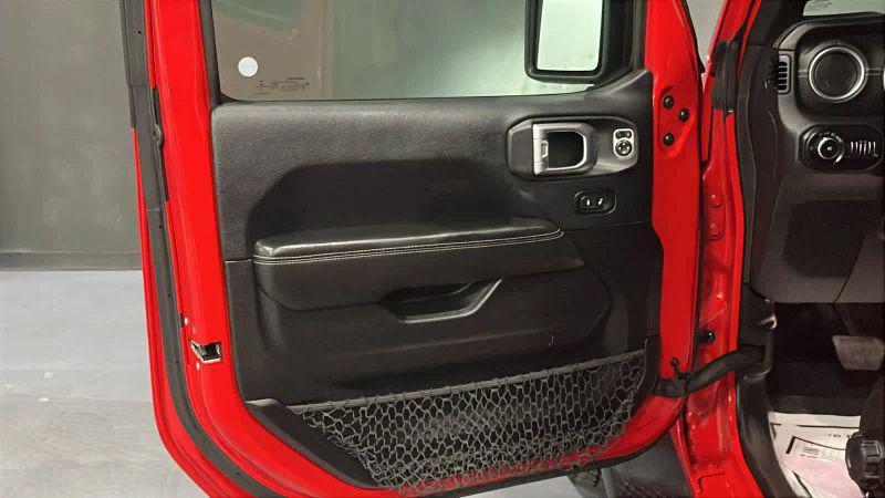 2018 Jeep Wrangler Unlimited Sahara 4x4