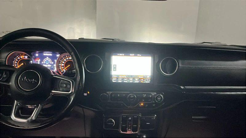 2018 Jeep Wrangler Unlimited Sahara 4x4