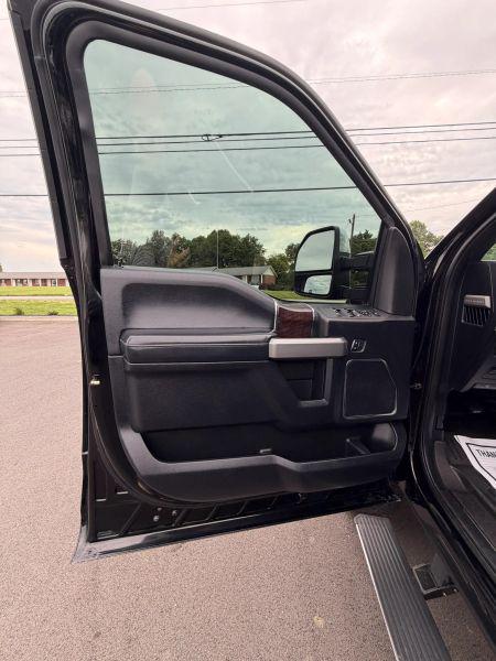 2017 Ford F-350 Platinum