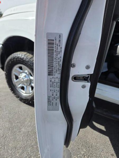 2018 Ram 2500 Tradesman Crew Cab 4x4 8' Box