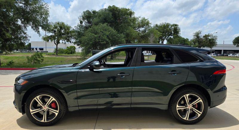 2017 Jaguar F-PACE S