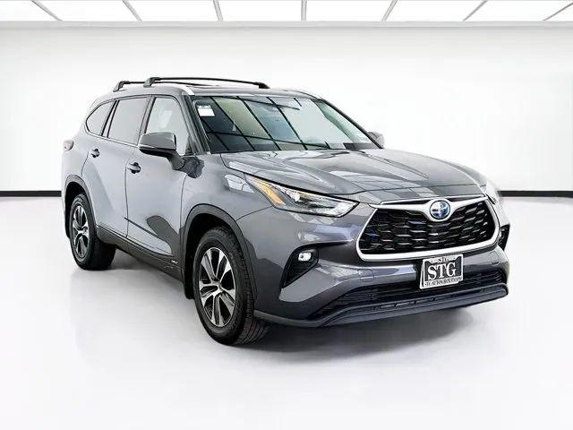 2023 Toyota Highlander Hybrid XLE