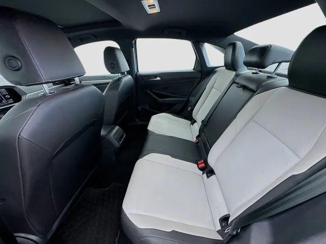 2019 Volkswagen Jetta 1.4T R-Line