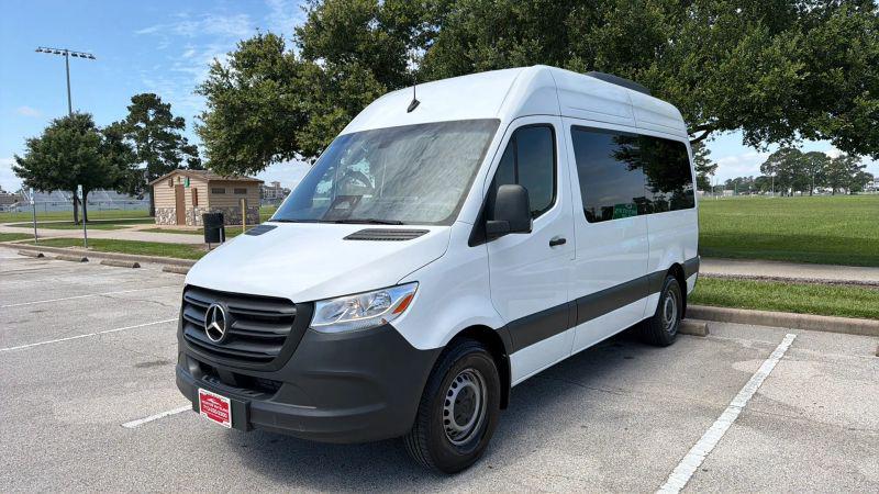 2025 Mercedes-Benz Sprinter 2500 Standard Roof 4-Cyl Diesel