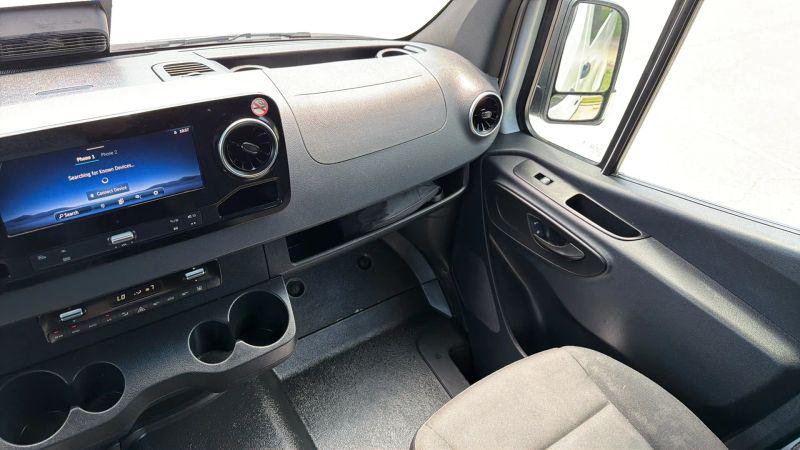 2025 Mercedes-Benz Sprinter 2500 Standard Roof 4-Cyl Diesel