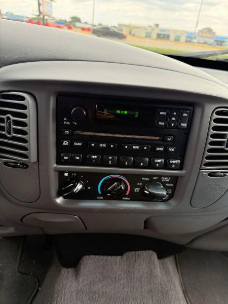 2002 Ford F-150 Base